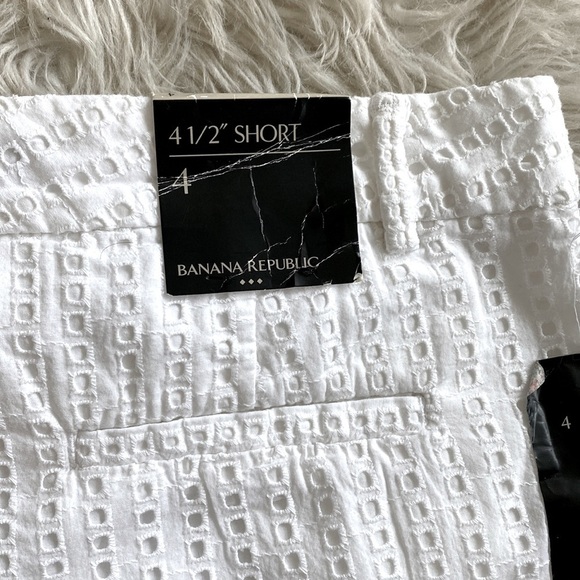 Banana Republic Eyelet Shorts White 4 1/2 Inches - Picture 10 of 11